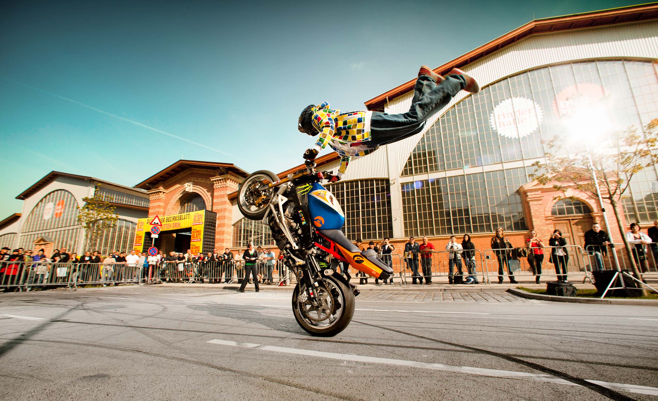 Vienna Streetrockaz – Kurt Rubik Motorrad Stuntfahrer